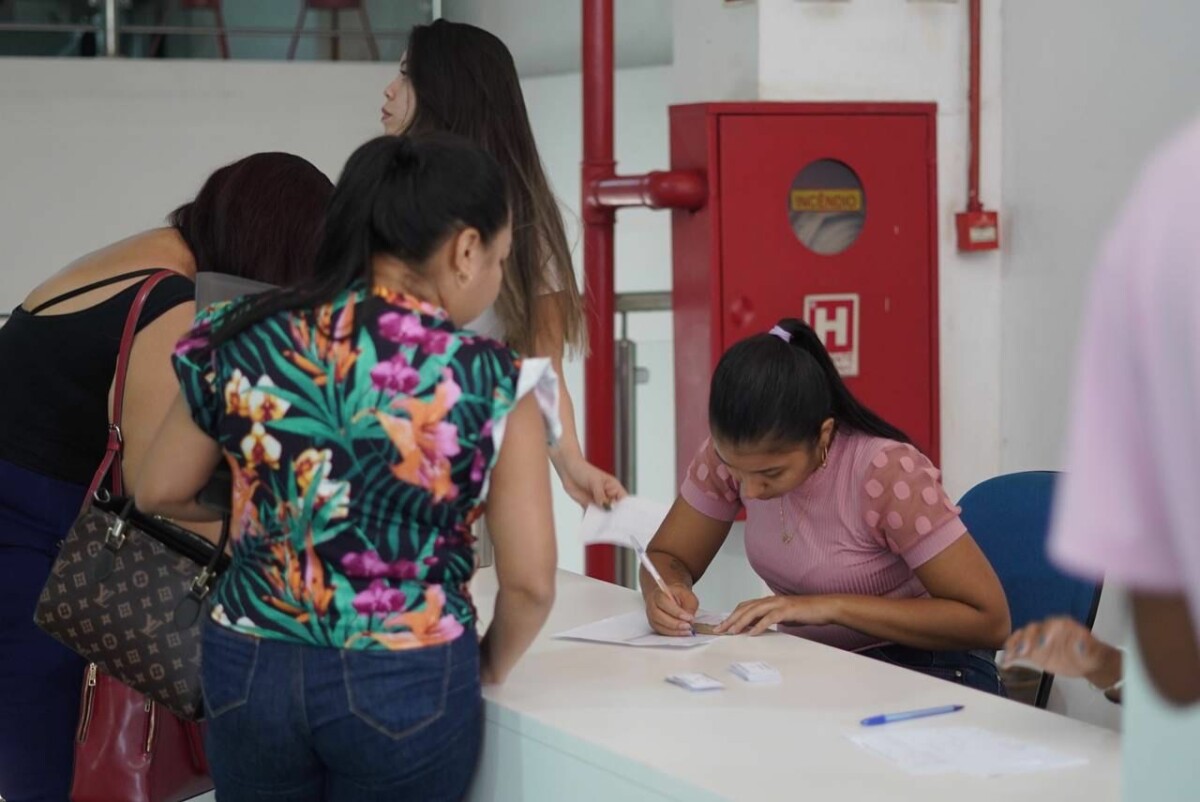 Sine Amazonas divulga 171 vagas de emprego para esta quarta-feira (08)