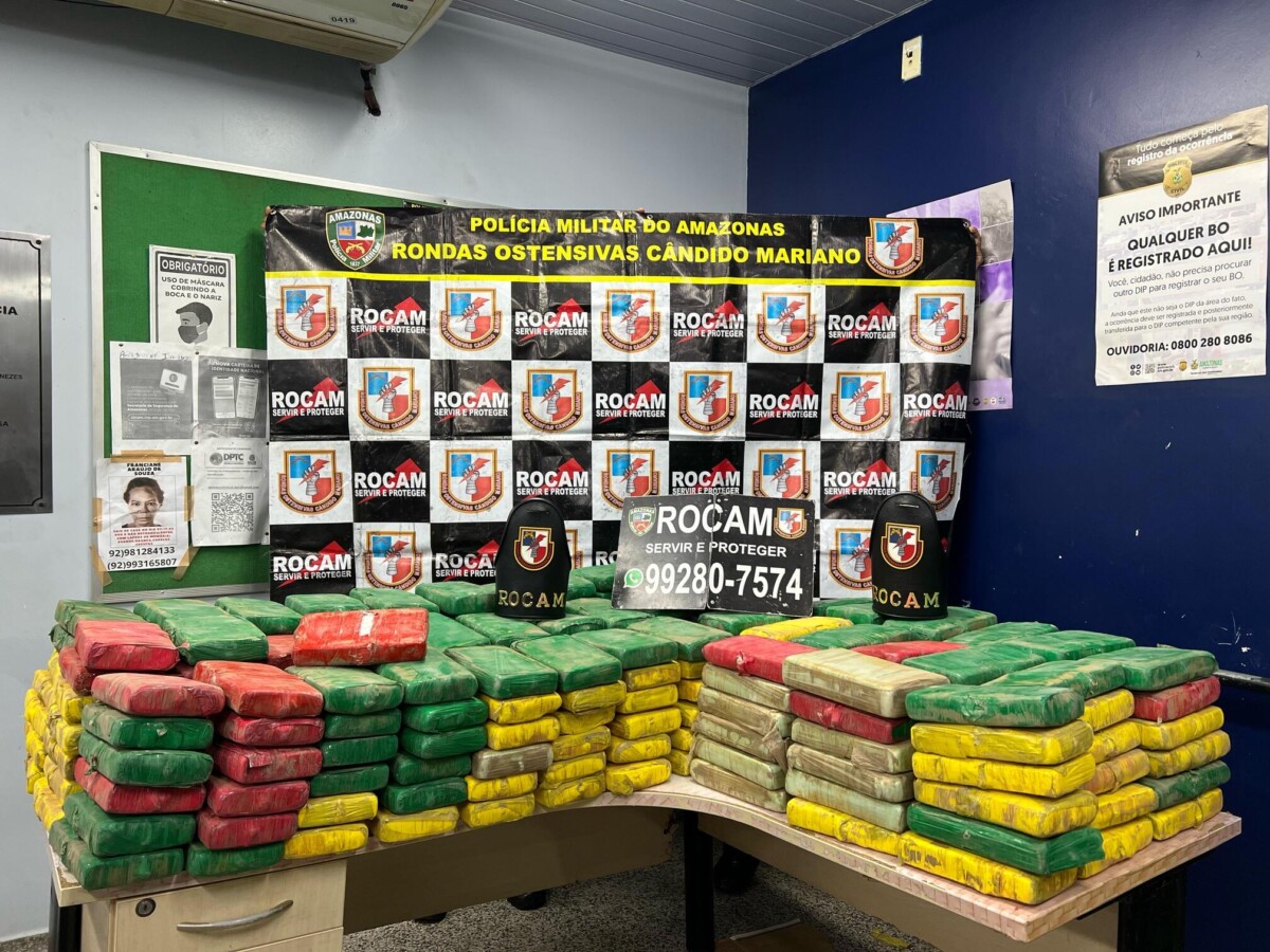 Rocam apreende cerca de 285 quilos de cocaína e efetua a prisão de um homem em Manaus