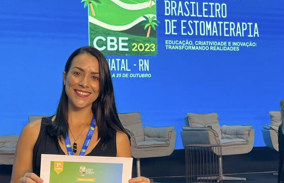 Aluna da UEA conquista primeiro lugar no XIV Congresso Brasileiro de Estomaterapia