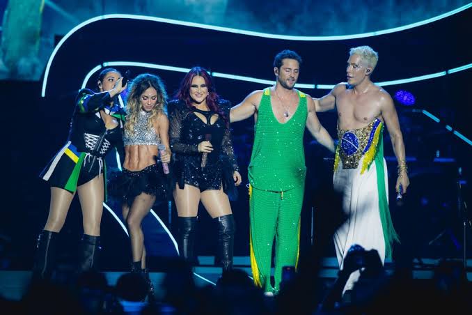 ‘A última imagem’: fã fica cega após emoção de assistir show do RBD no Brasil