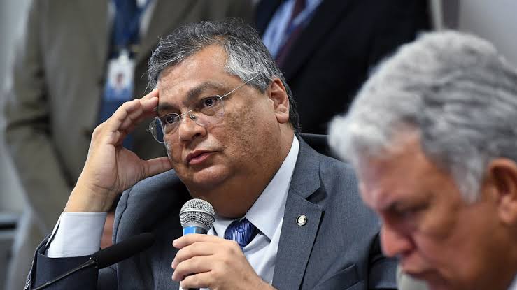 Deu ruim: Flávio Dino pode perder vaga no STF após episódio com ‘dama do tráfico amazonense’