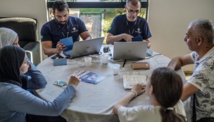 Brasileiros repatriados: crianças e adultos recebem atendimento psicológico