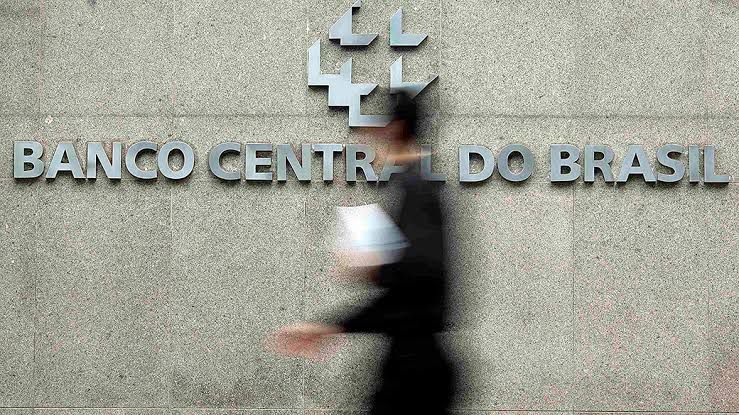 Mercado reduz previsão da inflação de 4,59% para 4,55% neste ano