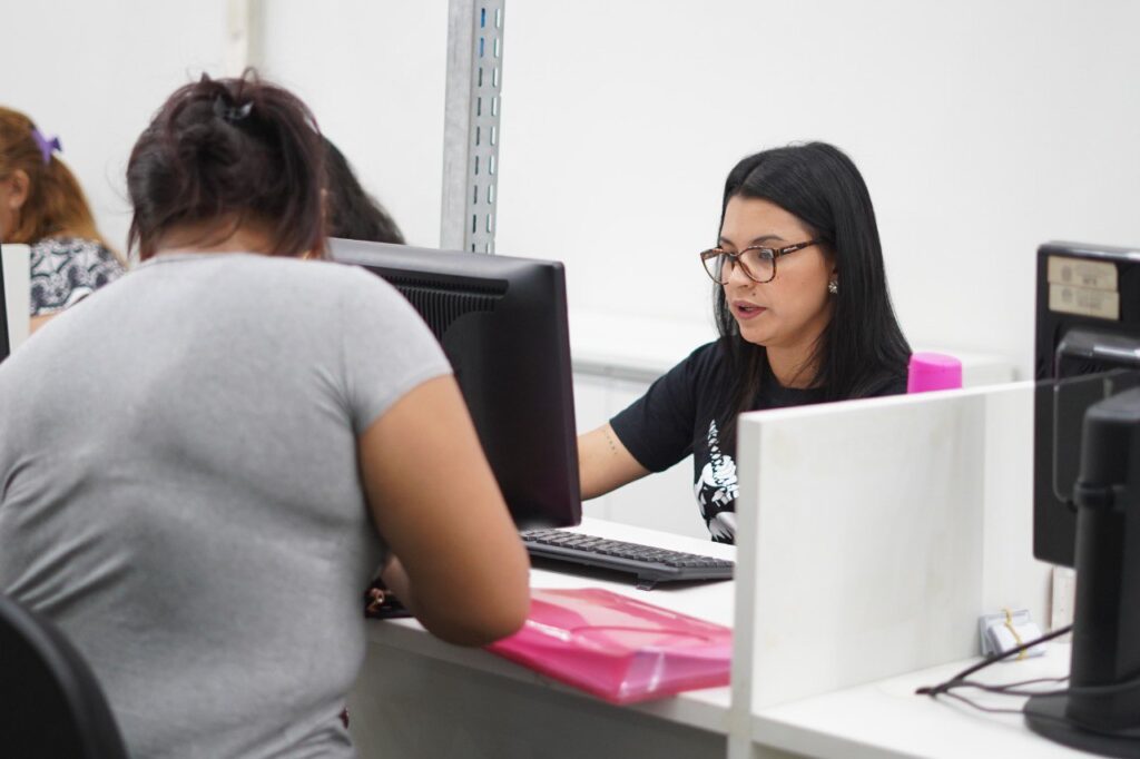Sine Amazonas divulga 145 vagas de emprego para esta quarta-feira (21)