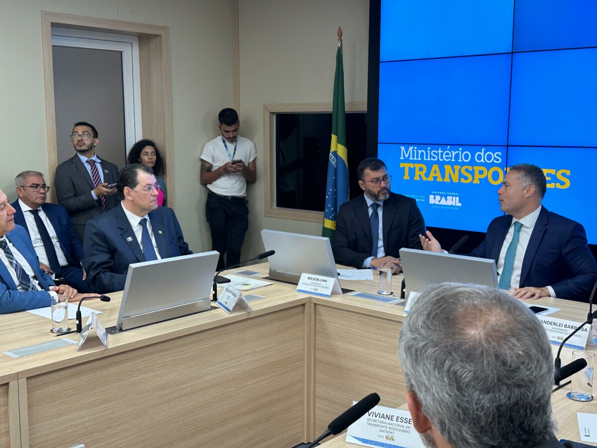 Braga participa de primeira reunião do GT da BR-319 no Ministério dos Transportes