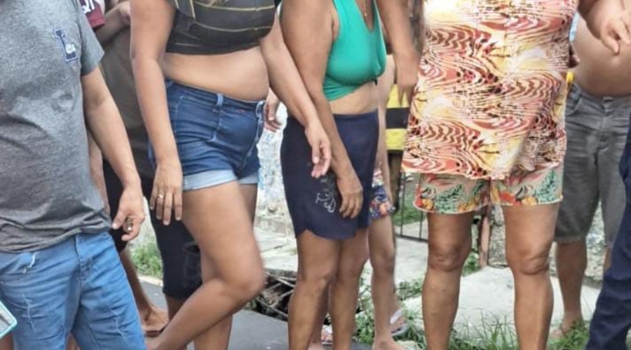 Urgente: homem é metralhad0 e agoniza até a m0rte na Compensa; veja video