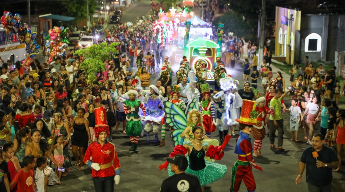 Magia do Natal chega ao Viver Melhor com a 6ª Parada Natalina