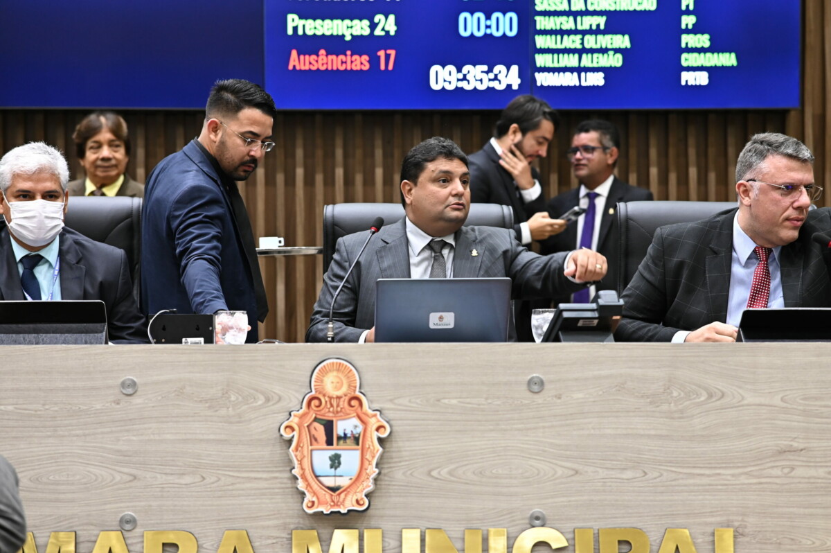 Desesperados por mais dinheiro: vereadores de Manaus apelam à Justiça para continuar “vivendo no luxo”