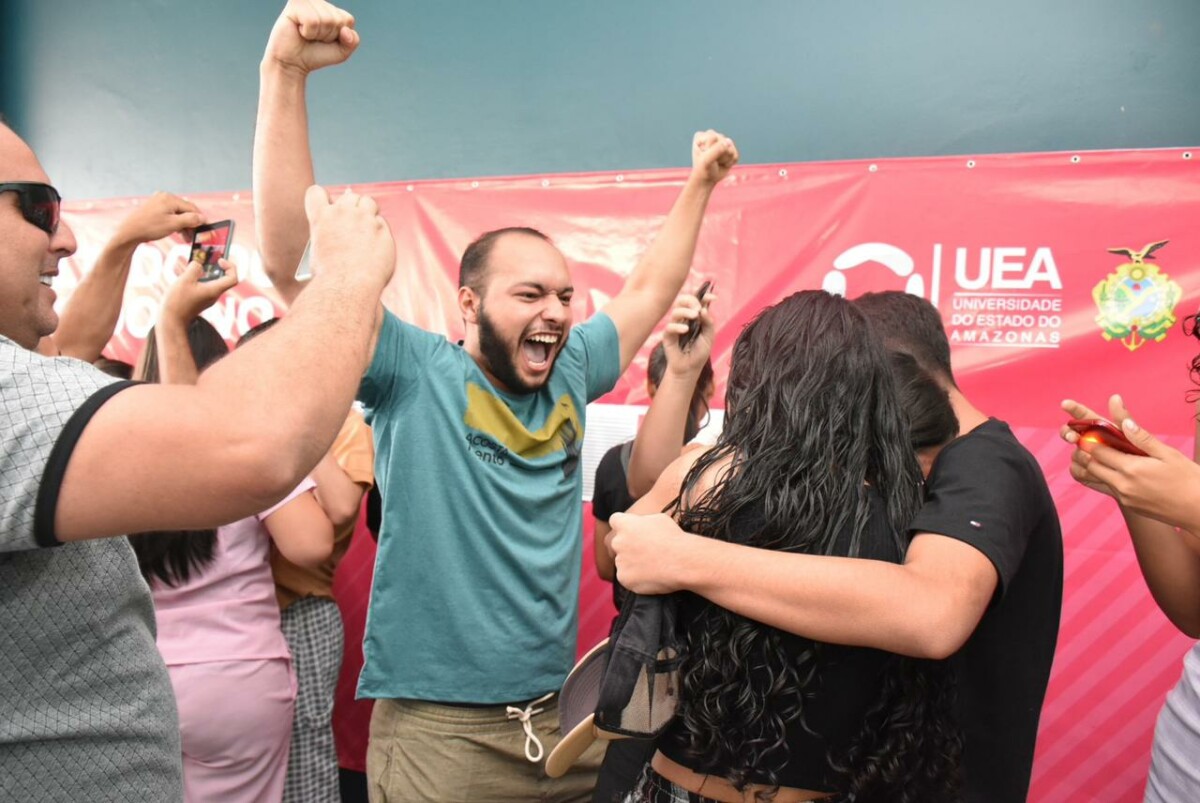 UEA divulga lista dos aprovados no Vestibular e SIS nesta quinta-feira (7)