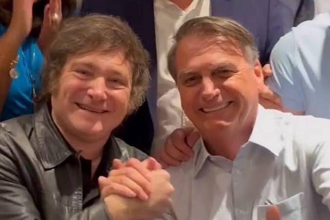 Bolsonaro será recebido como chefe de Estado durante posse de Milei, presidente da Argentina