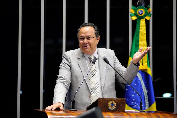 Futuro político de Silas Câmara pode ser definido somente em 2024