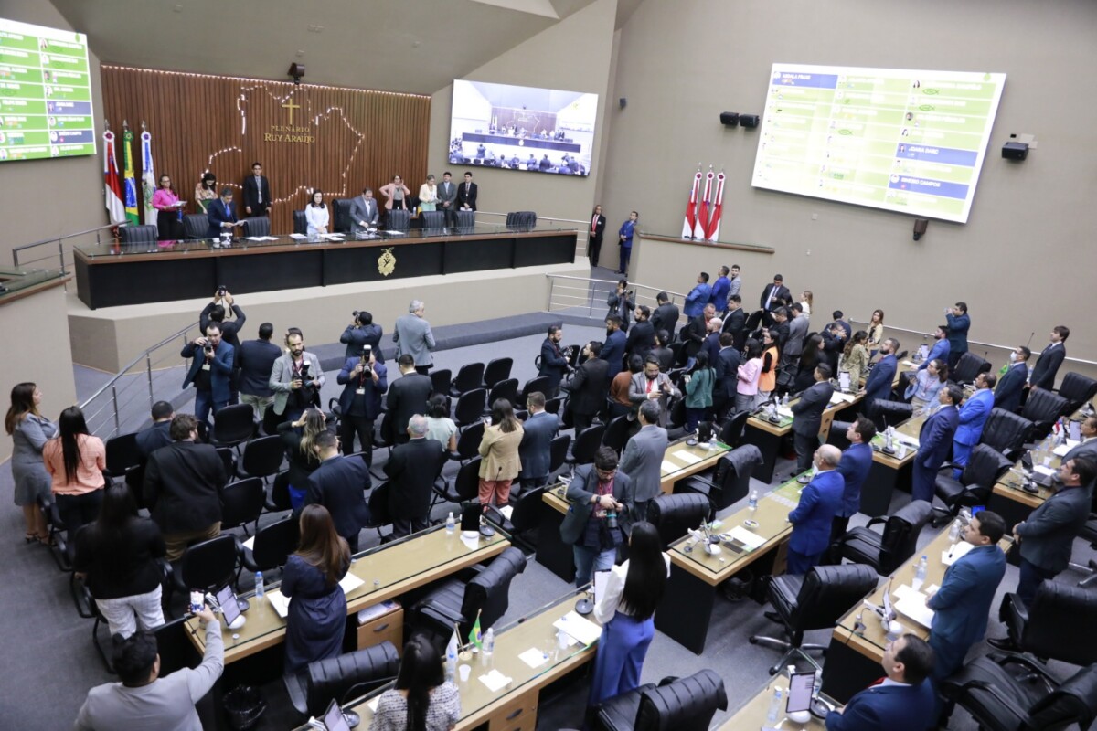 Deputados aprovam empréstimo de R$ 350 milhões do governo para investir na Educação no Amazonas
