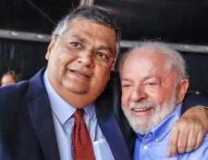 Senado aprova Flávio Dino no STF após Lula liberar 10 bilhões em emendas