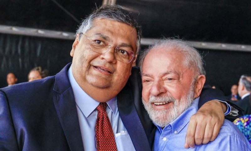Senado aprova Flávio Dino no STF após Lula liberar R$10 bilhões em emendas