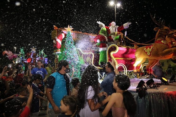 ‘Parada Natalina’ traz alegria e diversão neste sábado (16) em Manaus; confira programação