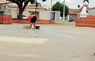 “Bebinho!”: após tomar todas, homem tenta soltar fogos de artifício e acaba com o r0sto que1mado; veja vídeo