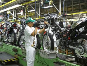 Indústria de motos na Zona Franca Manaus impulsiona a economia brasileira