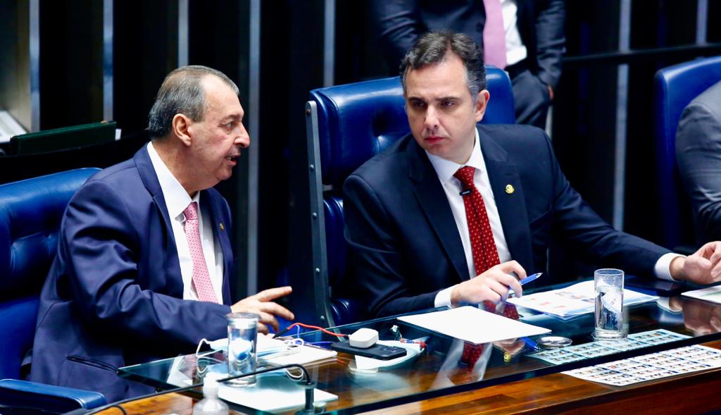 Reforma tributária aprovada no Congresso é positiva para o Amazonas, garante senador Omar