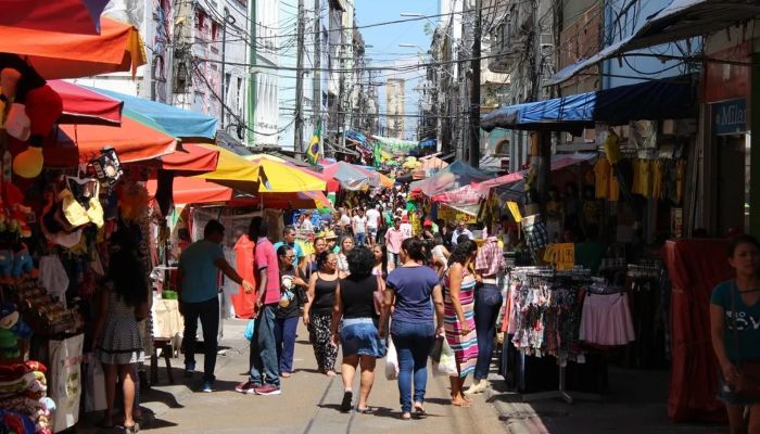 Confira o horário de funcionamento do comércio no Natal e Ano Novo em Manaus