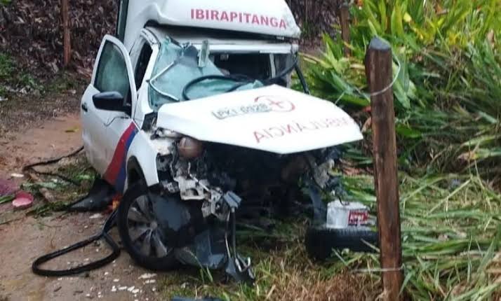 Tragédia: cantora gospel m0rre em grave acidente com ambulância; veja vídeo