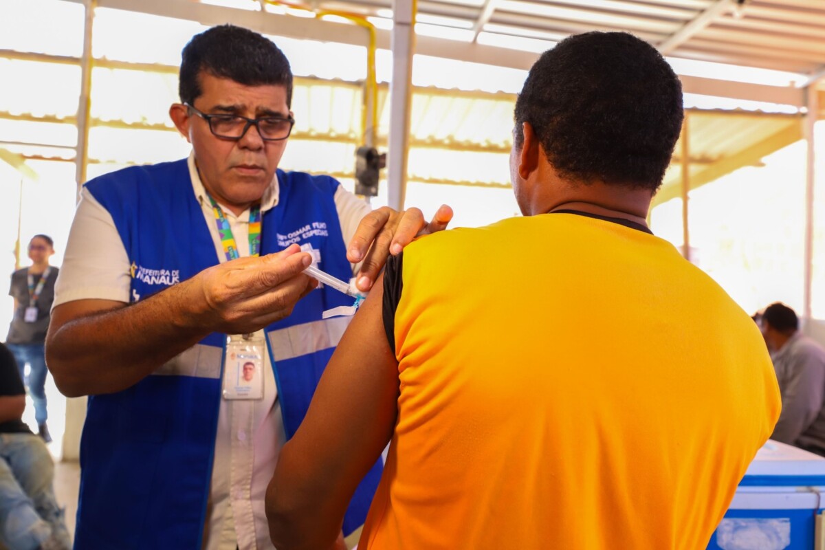 Prefeitura oferta vacina contra a Covid-19 em 74 unidades de saúde nesta semana