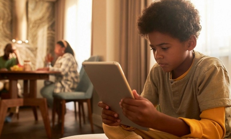 Secom e Unesco lançam editais para contratação de consultorias em políticas digitais