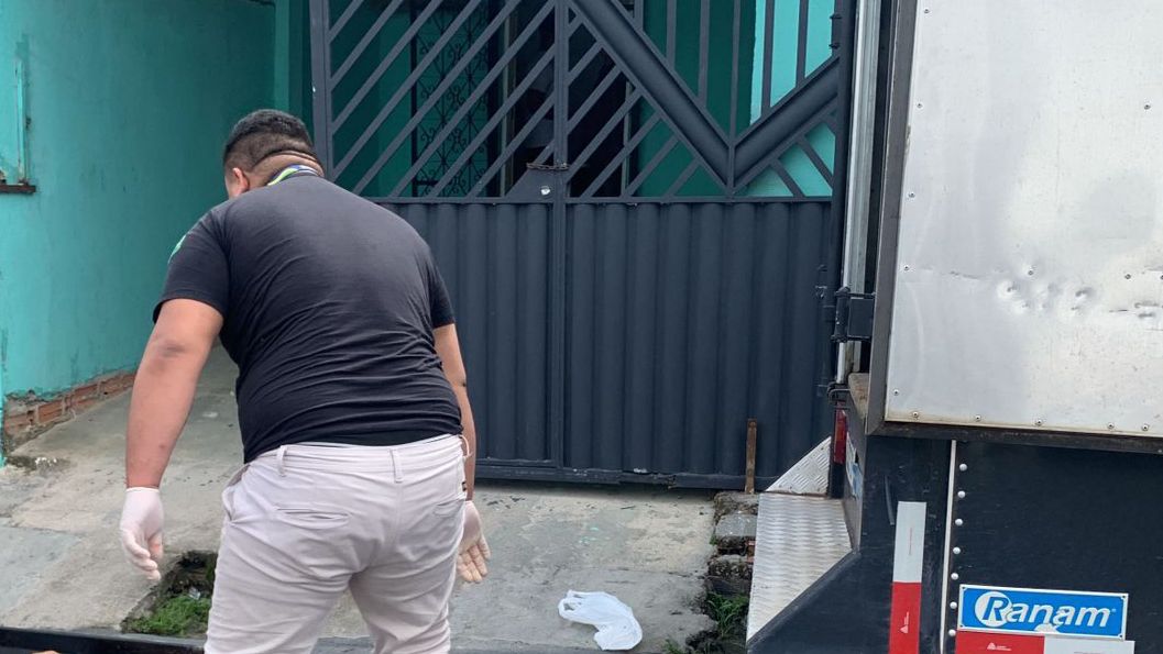 “Vai passar ano novo no caixão!”: homem é execut4d0 enquanto cortava o cabelo em Manaus; veja vídeo