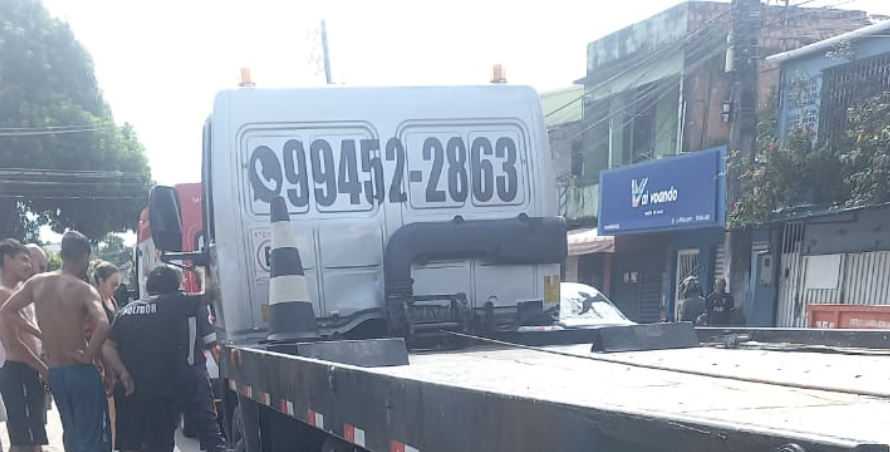 URGENTE: idoso m0rre atropel4d0 por caminhão na Avenida Brasil, em Manaus; veja