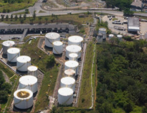 CGU constata que Petrobras vendeu refinaria abaixo do preço
