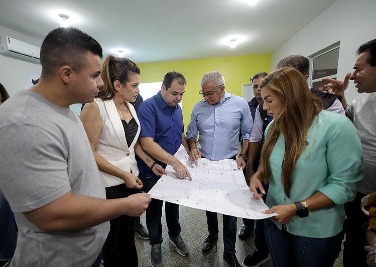Governador em exercício, Roberto Cidade, vistoria obra de revitalização do Caic Edson Melo na zona leste