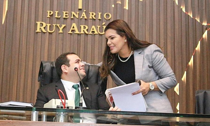 Alessandra Campelo admite que gostaria de ser vice na chapa de Roberto Cidade