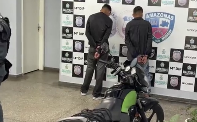 URGENTE: crimin0sos fazem família refém em mercadinho no Coroado; veja