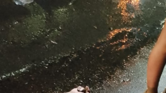 Jovem que m0rreu em avenida de Manaus estava empurrando moto quando foi atr0pelado; CENAS FORTES