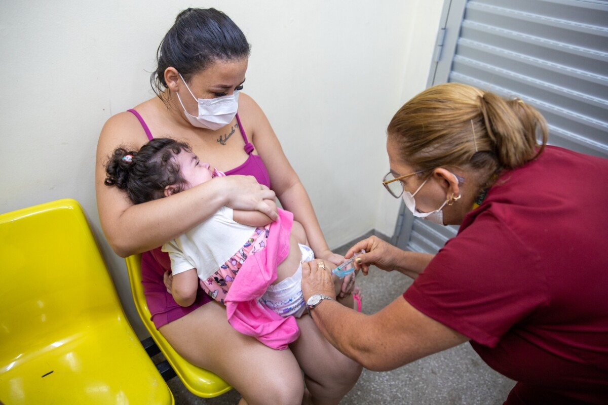 Prefeitura amplia acesso à vacina Pfizer Baby em 126 salas de imunização