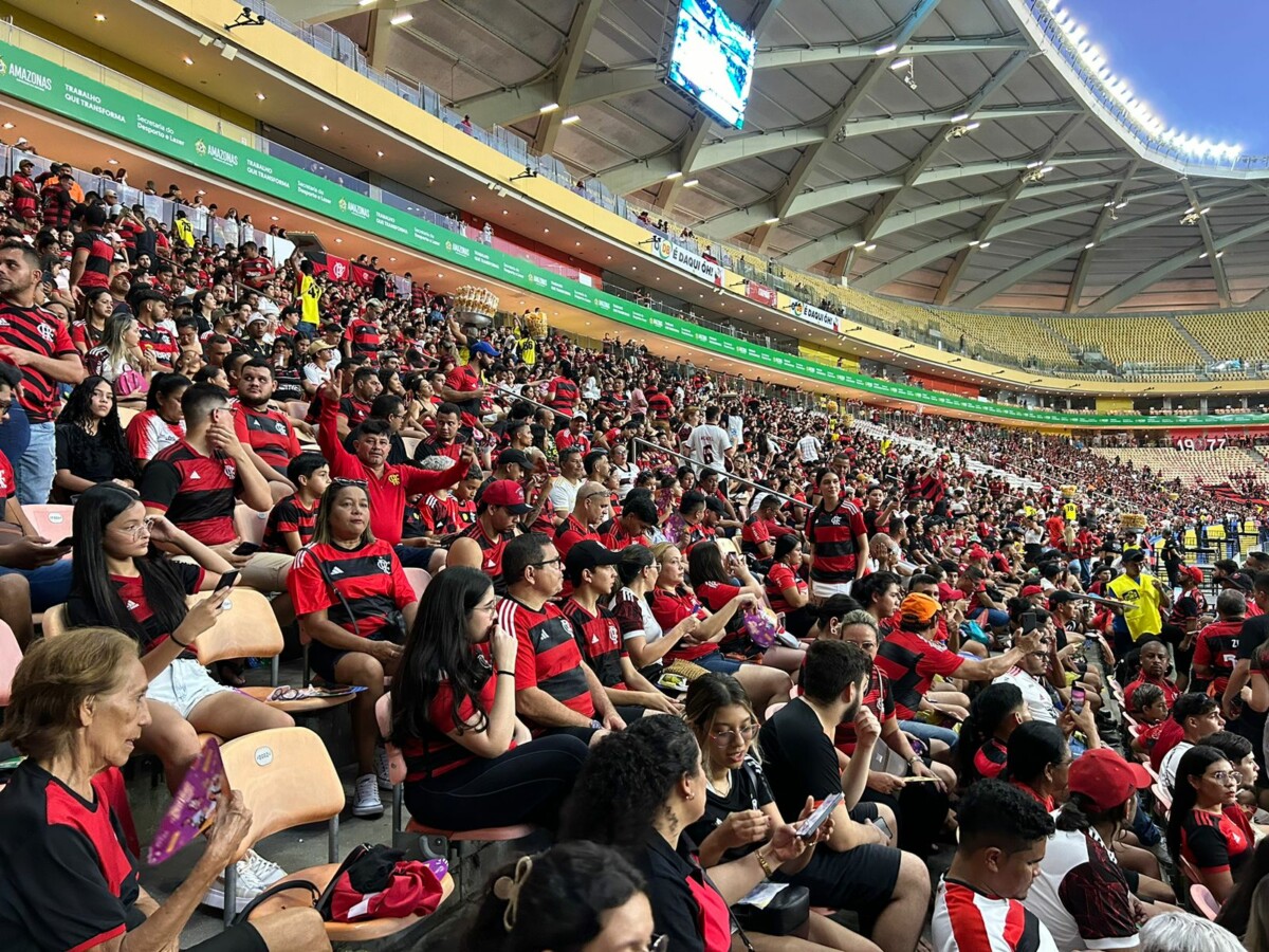 Mais de 44 mil torcedores lotaram a Arena da Amazônia no primeiro jogo de 2024