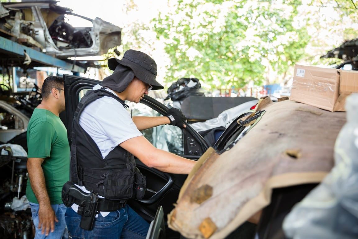 Fiscalização do Detran-AM atua na regularização de empresas de desmonte de veículos