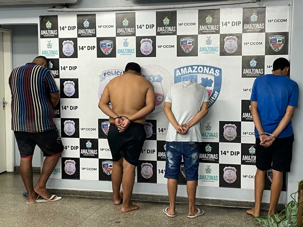 A casa caiu: quarteto é flagrado fazendo delivery de dr0gas no Coroado