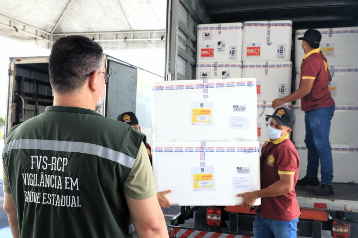 Amazonas recebe 78.760 doses de vacina contra a dengue do Ministério da Saúde