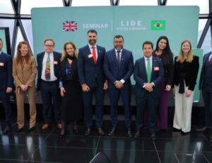 Wilson Lima mostra potencial do mercado de carbono no AM para investidores ingleses e instituições financeiras