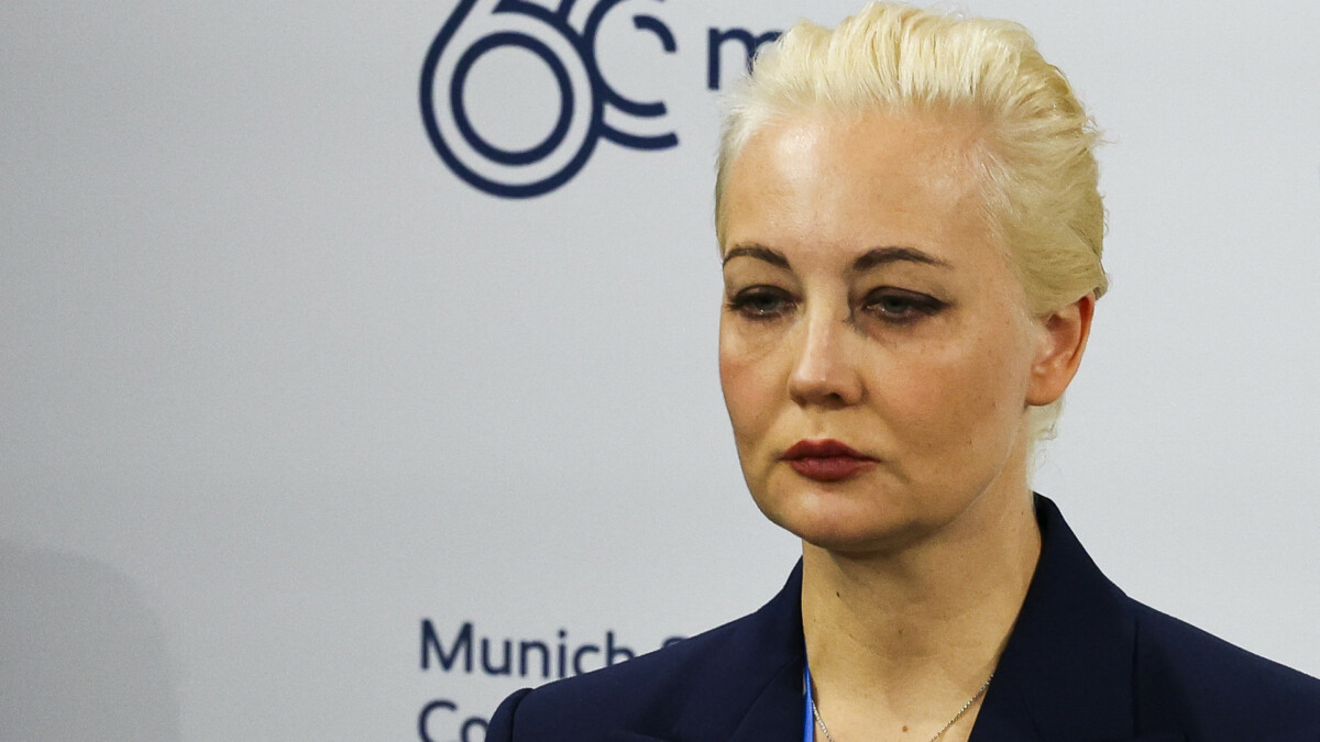 “Quero que Putin saiba que será responsabilizado”, diz mulher de Navalny, m0rto na cadeia
