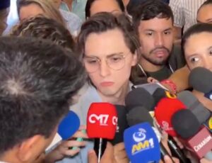 Amom Mandel diz que não assinou impeachment de Lula porque o documento não chegou no gabinete dele; veja vídeo
