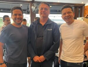 Capitão Alberto Neto e delegado Péricles se encontram com Bolsonaro em São Paulo; veja videos