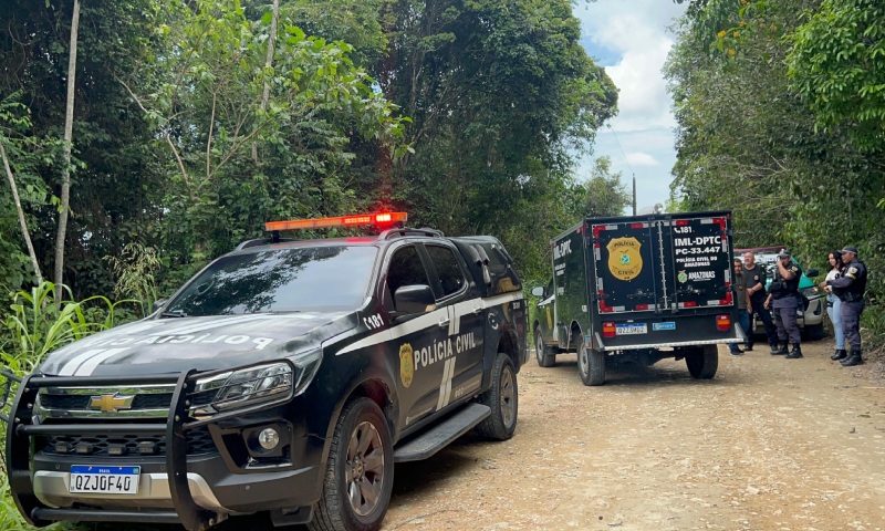Veja o momento em que carro tumba do IML retira c0rpo do Ramal do Brasileirinho; vídeo
