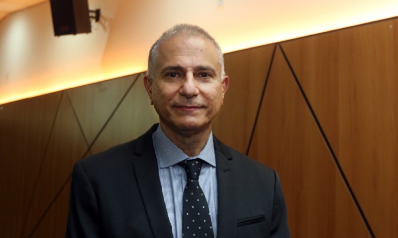 Presidente do CRM-AM é afastado por irregularidades em registro de psiquiatria