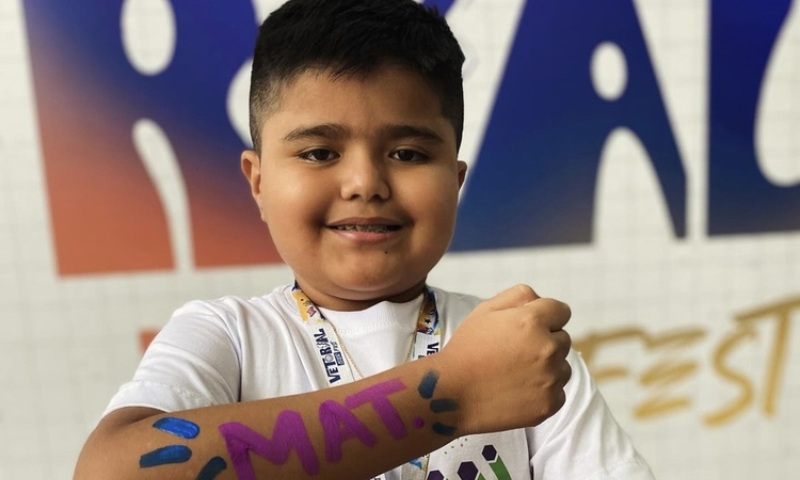 PGE-AM é contra que o Pequeno Gênio de 11 anos, Luan Gabriel, comece a estudar na UEA