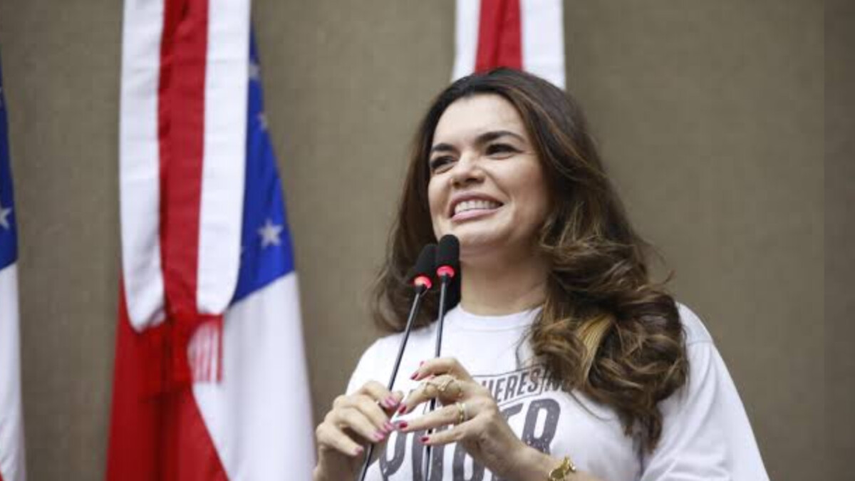 Deputada Alessandra Campêlo demonstra interesse em ser Prefeita de Manaus e diz que criaria ônibus exclusivo para mulheres