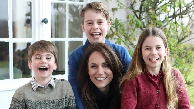 Família real publica foto de Kate Middleton após rumores sobre o seu desaparecimento e estado de saúde