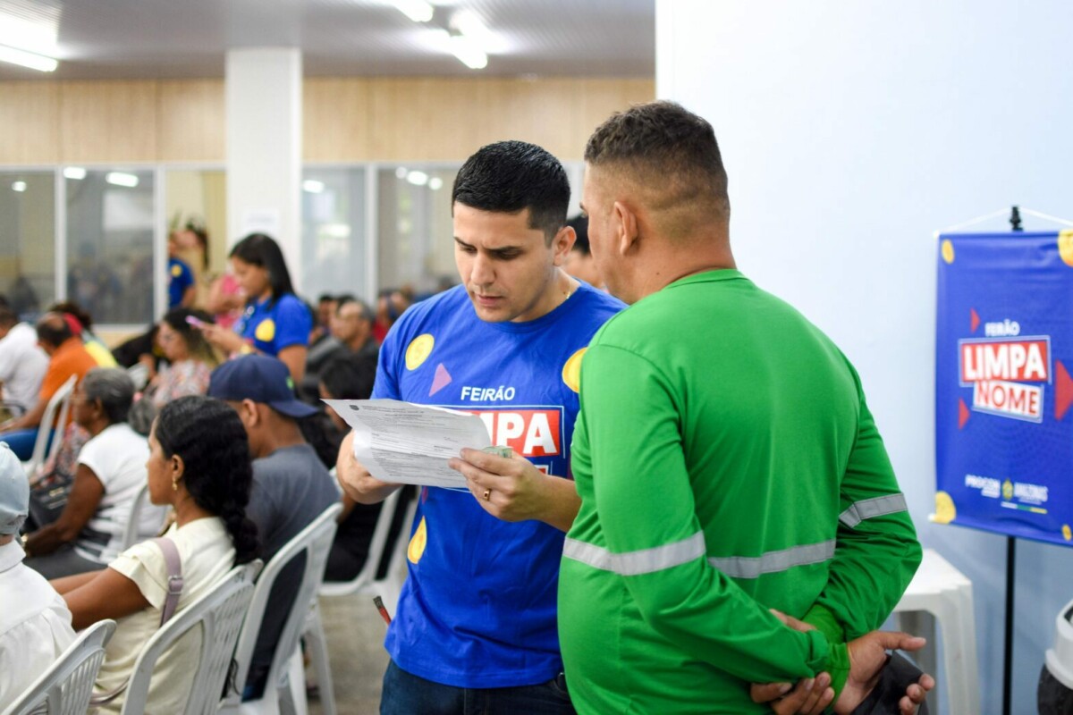 Procon atende mais de 300 consumidores no primeiro dia do Feirão Limpa Nome