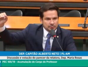 Comissão Especial aprova PEC 169, do Capitão Alberto Neto, que permite que professores acumulem cargos; veja vídeo