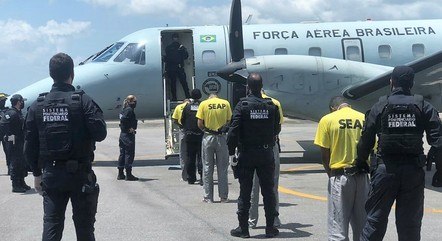 Rodízio de presos: Justiça transfere 14 detentos de penitenciárias federais após fuga em Mossoró